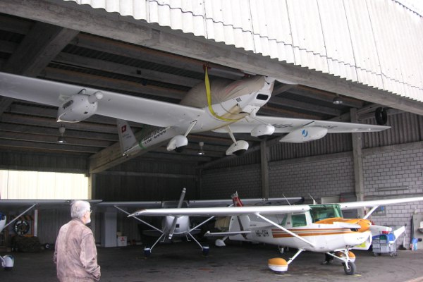 HB-2335 im Hangar