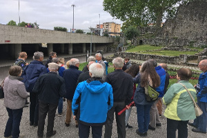 Rundgang: alte und neue Architektur